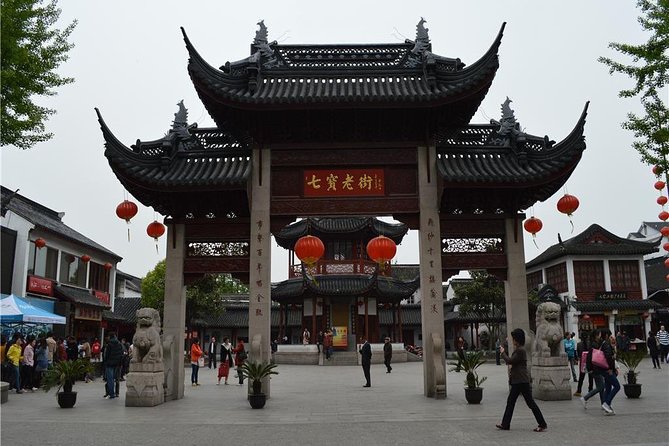 From Shanghai: Zhujiajiao Water Town and Qibao Ancient Town