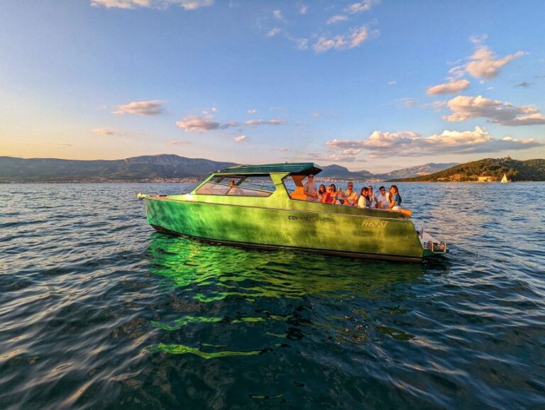 From Split: Sunset Powerboat Cruise With Unlimited Drinks
