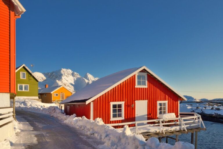 From Svolvaer: Lofoten Islands Tour With Photographer Guide