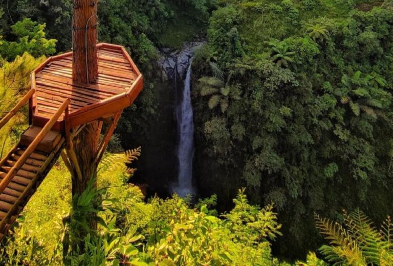 From Yogyakarta: Kedung Kayang Waterfall & Borobudur Sunset