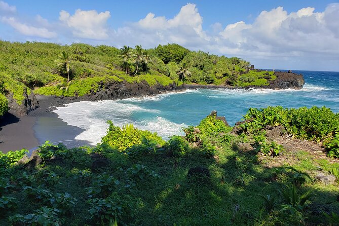 Full-Circle “Reverse” – Luxury Road to Hana Tour From South Maui