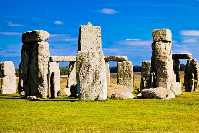 1 full day bath and stonehenge tour from eastbourne Full-Day Bath and Stonehenge Tour From Eastbourne