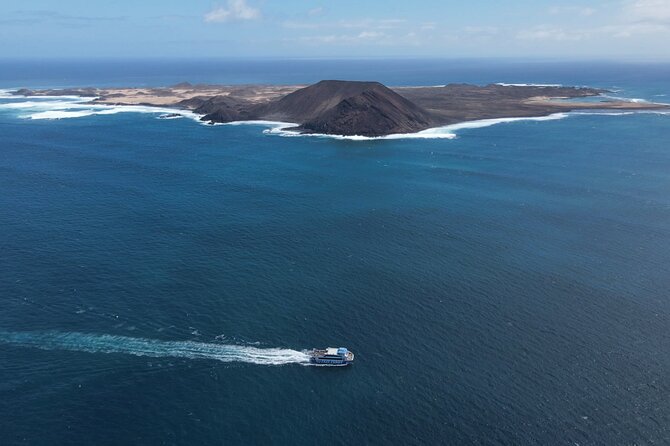 Full-Day Cruise From Lanzarote to Corralejo and Lobos Island