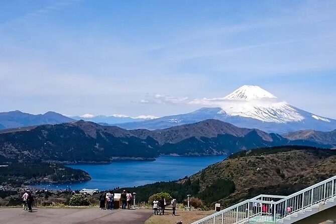 Full-Day Enoura Observatory and Hakone Hot Spring Private Tour