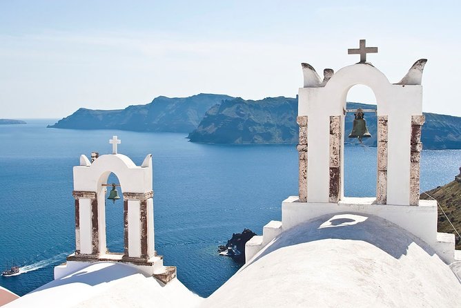 Full-Day Private Guided Tour in Santorini