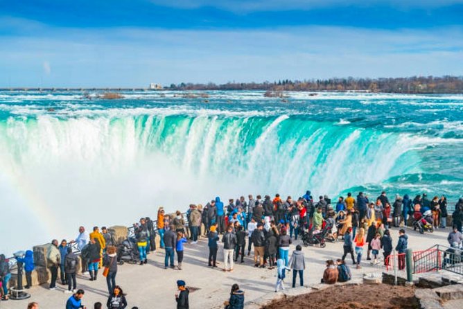 Full-Day Private Guided Tour to Niagara Falls From Toronto