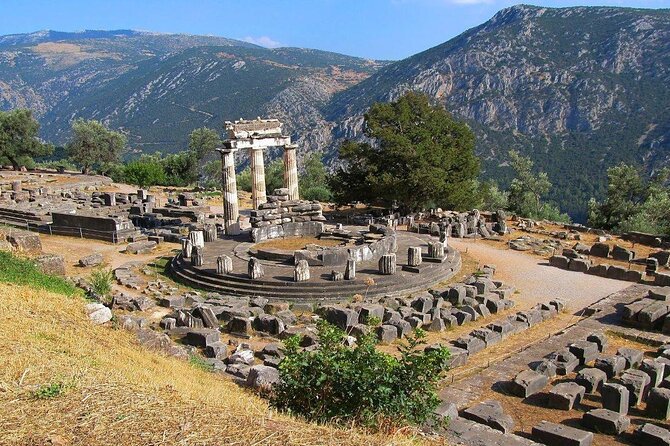 1 full day private tour in mystical delphi and arachova Full-Day Private Tour in Mystical Delphi and Arachova