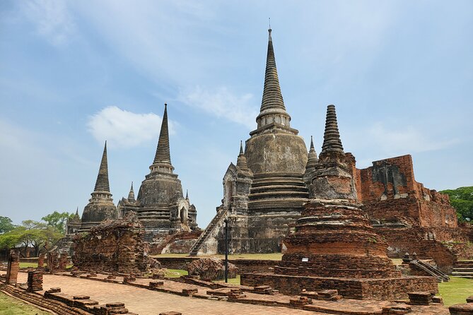 Full-day Private Tour to The World Heritage Site in Ayutthaya