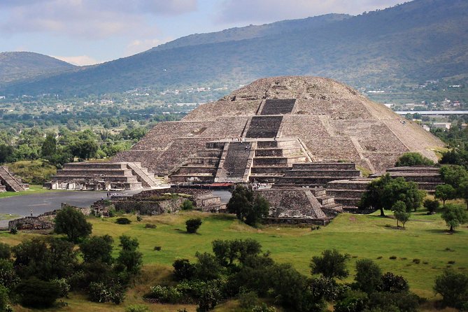 Full-Day Teotihuacan & Basilica Guadalupe Tour