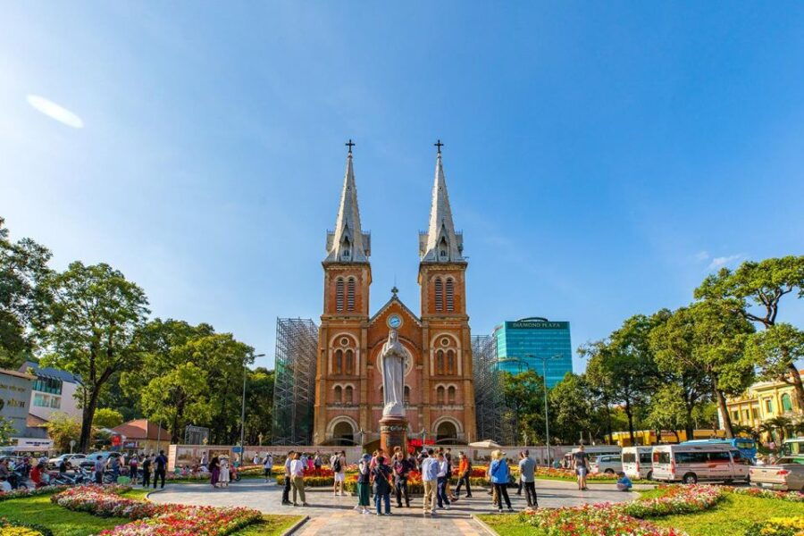 Full-Day Tour of Cu Chi Tunnels & Ho Chi Minh City Tour