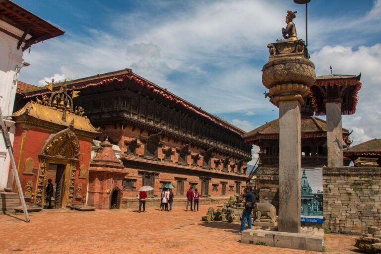 Full-Day Tour of Patan Dubar Square With Sam