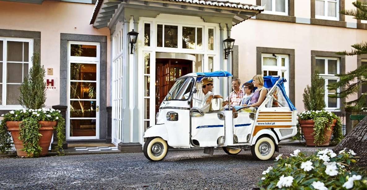 Funchal: Botanical Garden in a Tuk-Tuk Tour