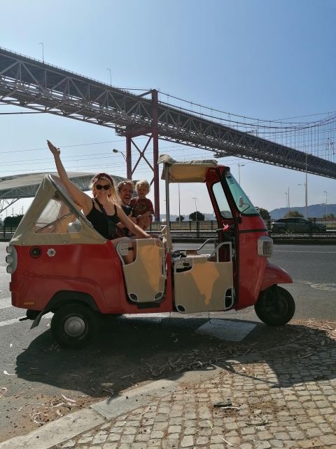 Get a Tuktuk Tour With a Local Guide!