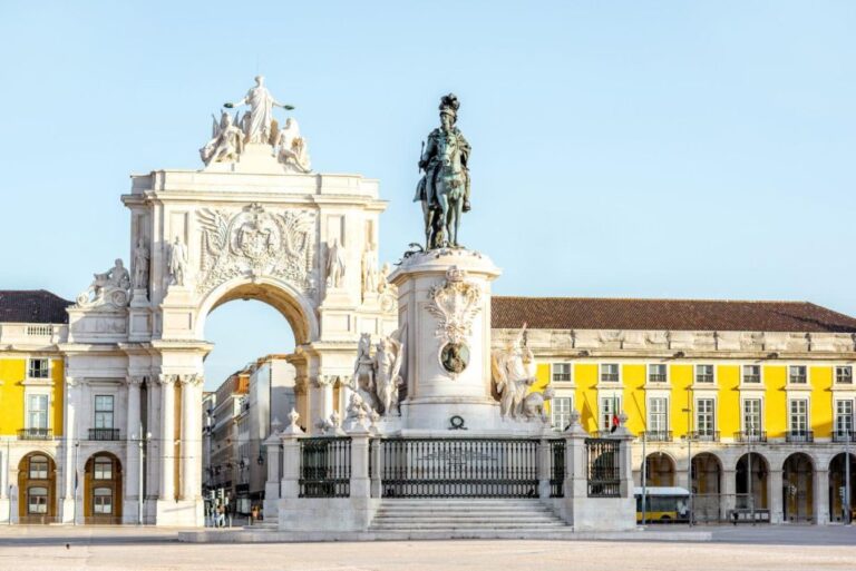 Getting to Know Lisbon on a Tuk-Tuk 2hour City Overview!