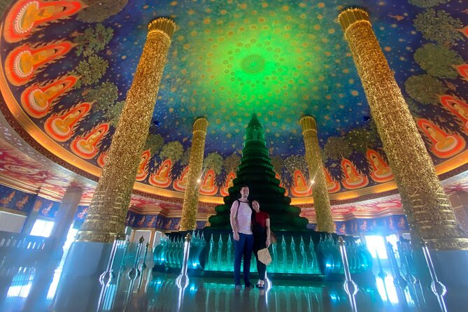 Giant Buddha and Bangkok Local Tour