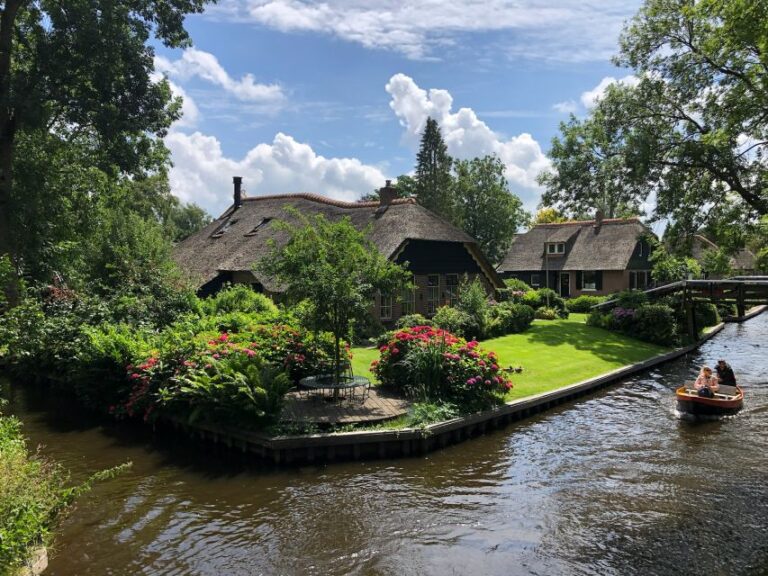 Giethoorm & Exploring the North of The Netherlands Tour