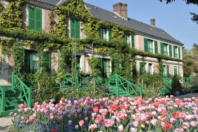 Giverny: Monets House & Gardens Private Guided Walking Tour