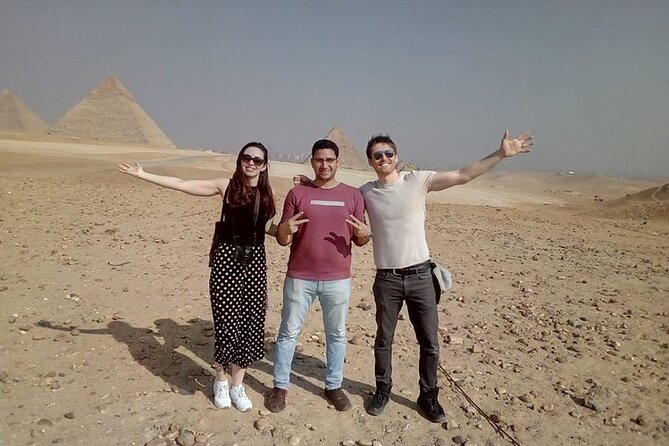 Giza Pyramids, Sphinx and Egyptian Museum Tour