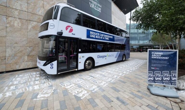 Glasgow: Easy Bus Travel Between Airport and City Center