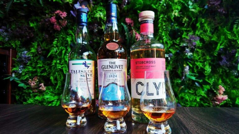 Glasgow: Whisky Flight and Scottish Cheeseboard