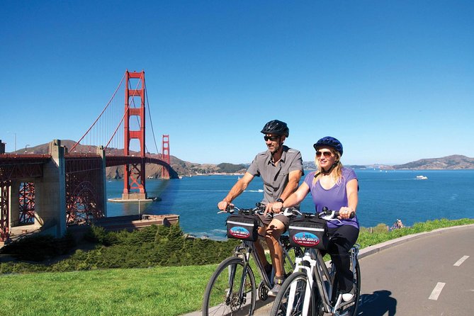 Golden Gate Bridge Guided Bicycle Tour With Lunch at Local Hotspot