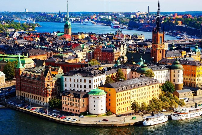 Gothenburg Airport Transfers : Gothenburg to Airport GOT in Luxury Van