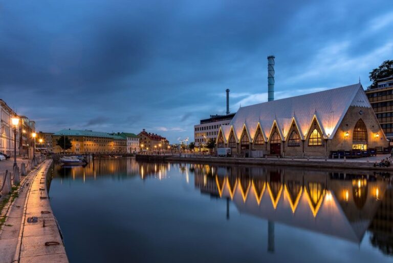 Gothenburg: Private Architecture Tour With a Local Expert