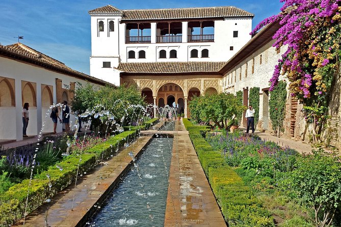 Granada: Alhambra & Generalife Ticket With Audio Guide
