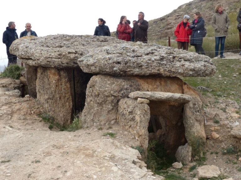Granada Geopark: Desert and Prehistory Tour With Lunch