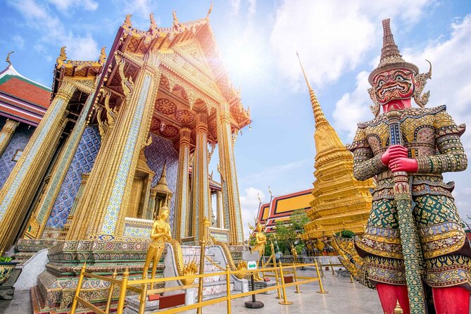 Grand Palace, Wat Phra Kaew, Wat Pho and Wat Arun Walking Tour From Bangkok