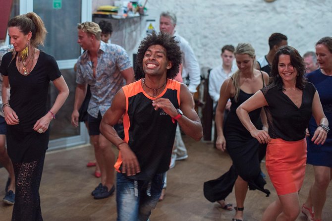 Group Salsa Class in Cartagena, Colombia