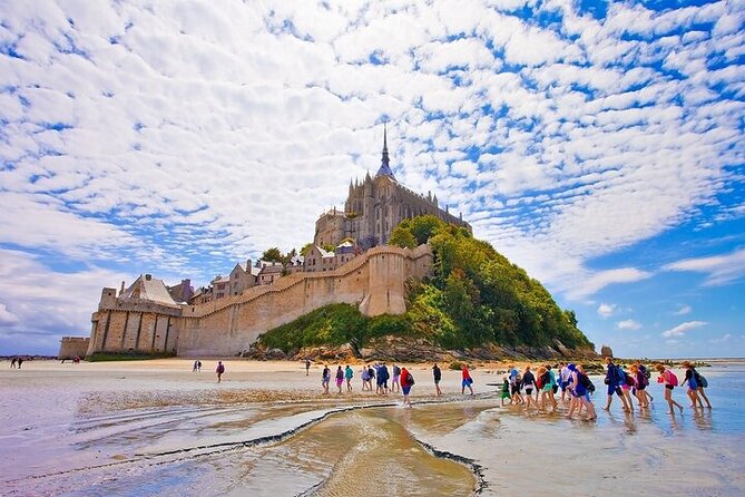 Group Tour of Mont Saint Michel From Le Havre