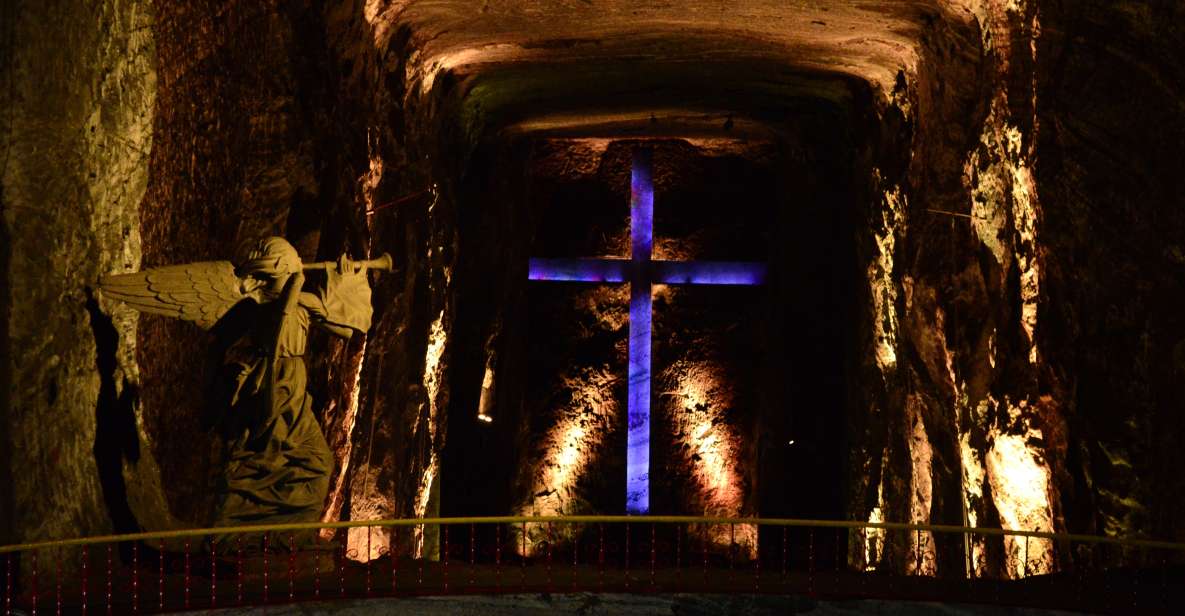 1 group tour salt cathedral Group Tour Salt Cathedral