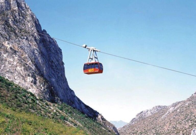 Grutas De García: Cave Exploration and Cultural Tour