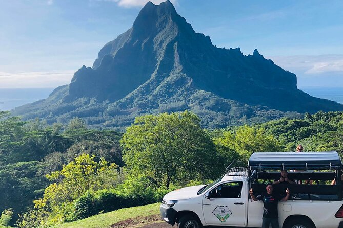 Guided Excursion in 4×4 in Moorea Between Land and Sea