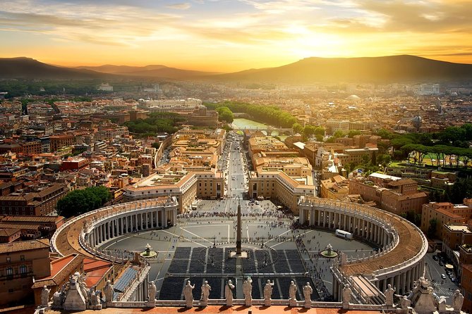 Guided Group Tour of Vatican Museums and Sistine Chapel Highlights