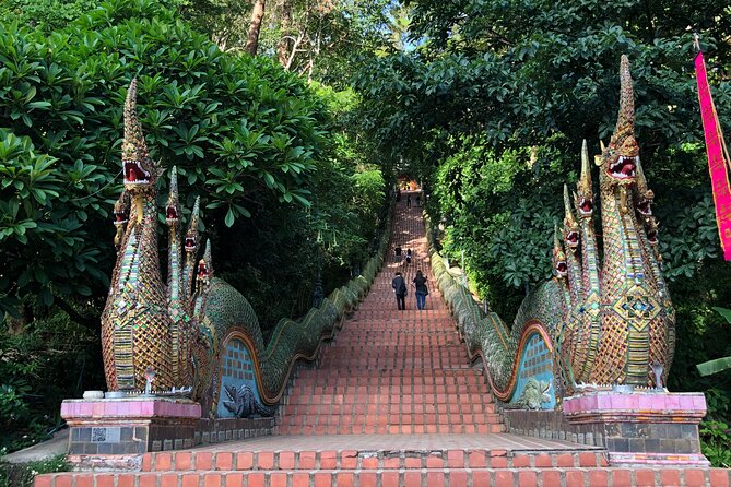 1 half day doi suthep temple and city temples private tour Half Day Doi Suthep Temple and City Temples (Private Tour)