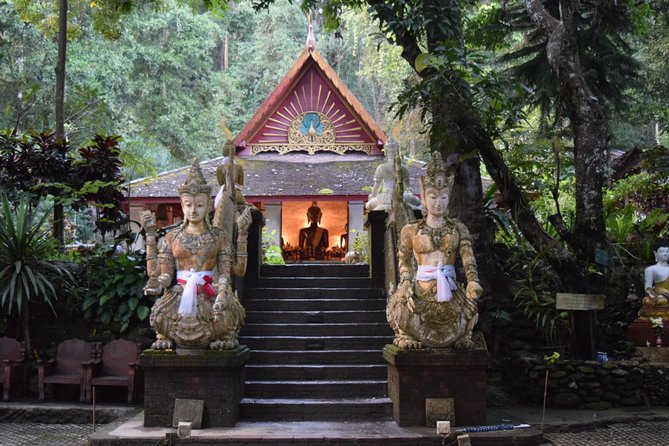 Half Day Doi Suthep Temple and Palad Temple (Private Tour)