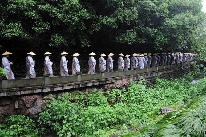 Half-Day Hangzhou Tianzhu Buddhist Mountain Hiking Tour With Green Tea Village