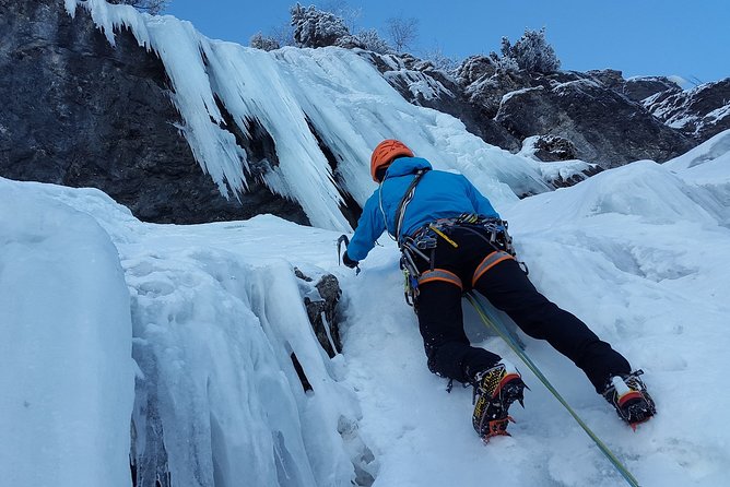 1 half day ice climbing for beginners in are Half Day Ice Climbing for Beginners in Åre