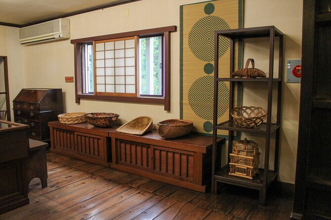 Half-Day Private Folk Crafts Tour With an Expert in Okayama