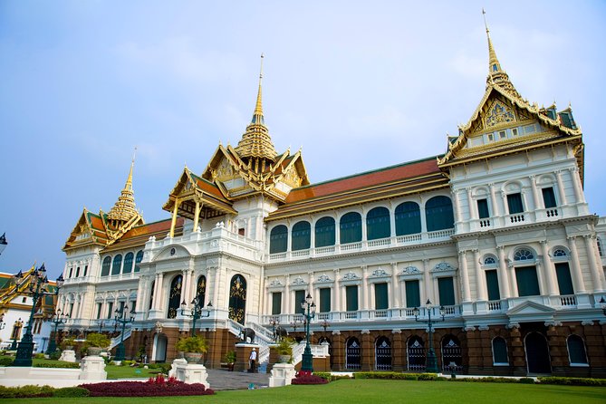 Half Day Royal Grand Palace (Join In)