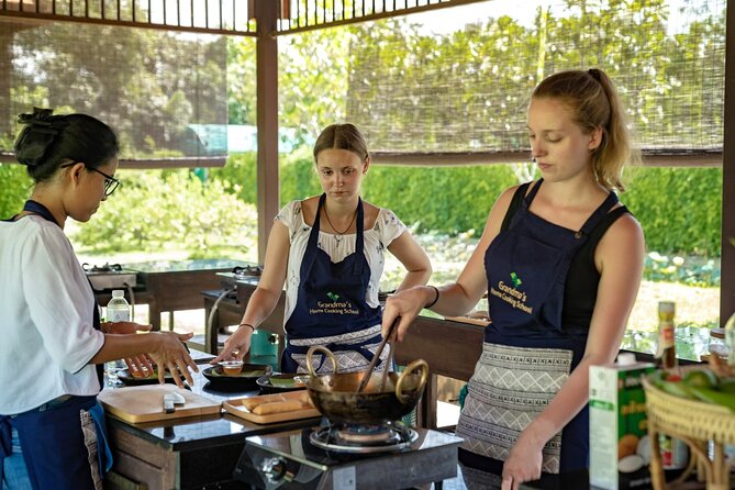 Half Day Thai Cooking Class in Organic Farm – Evening Session