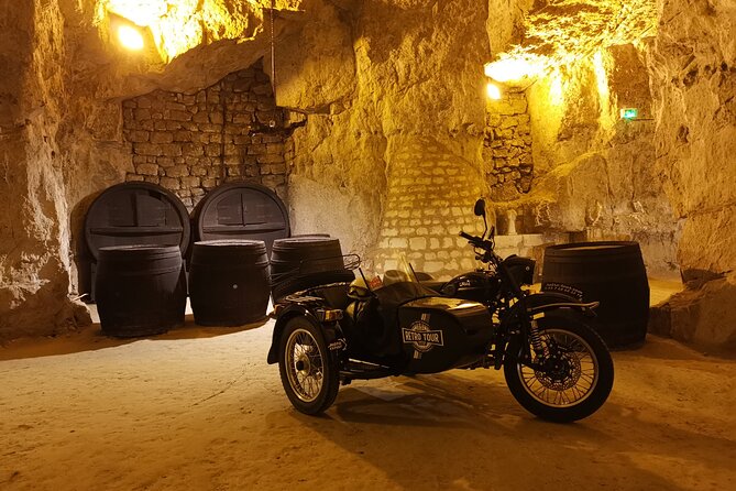 Half Day Tour on Sidecar From Amboise
