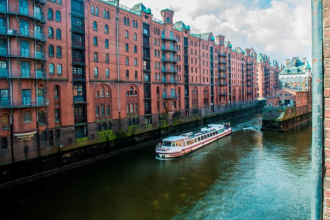Hamburg: City Pass With 15 Attractions & Public Transport