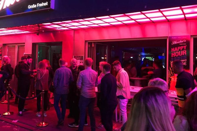 Hamburg Pub Crawl Including 1 Hour Flatrate for Beer