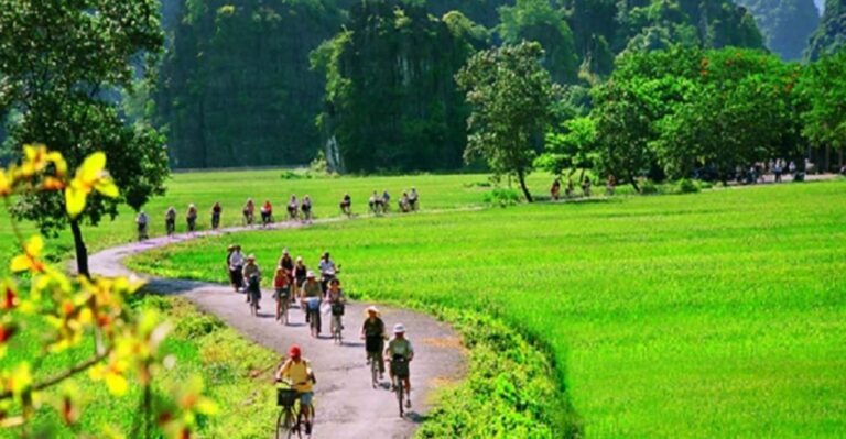 Hanoi: 2-Day Tour to Ninh Binh & Halong Bay With Transfer