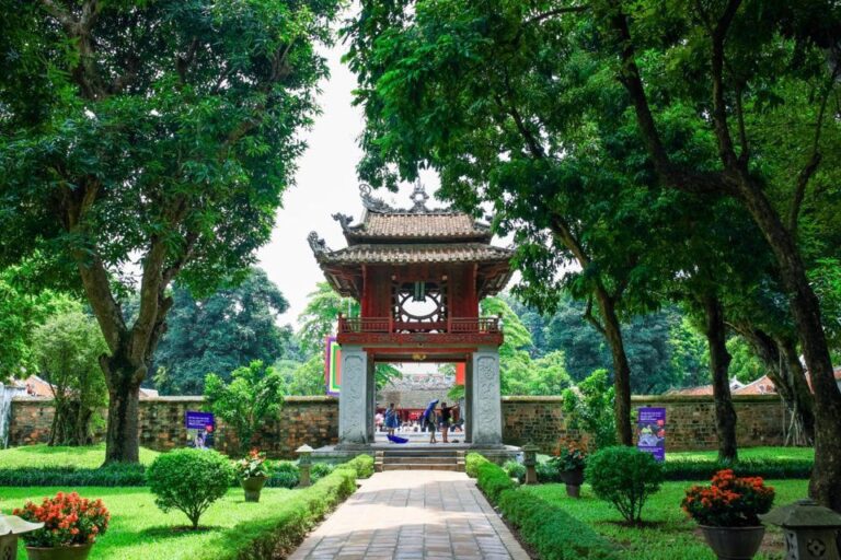 Hanoi: Guided Half-Day City Highlights Tour With Transfers