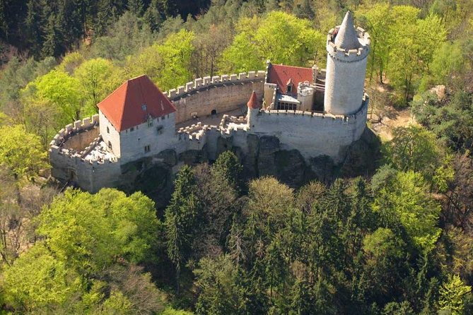 Haunted Castle Houska and Kokorin Castle Tour