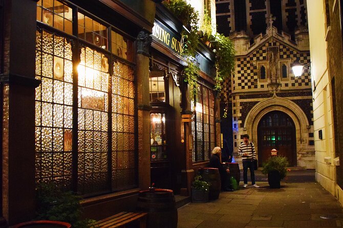 Haunted Pubs of Old London Tour